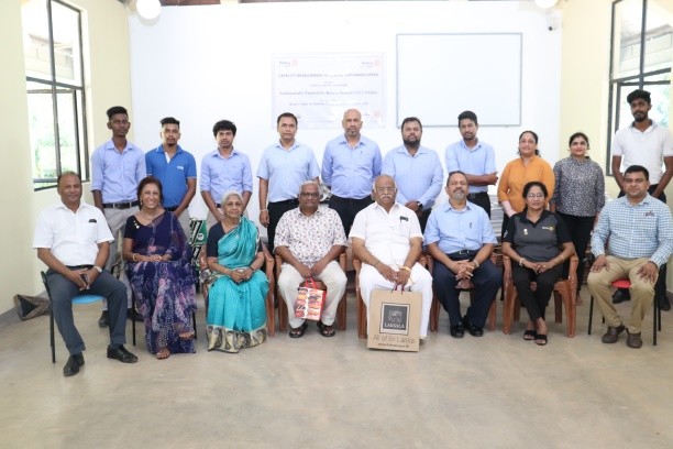 PDG AKS V.R. Muthu and PAG Arumugaa Selvan visited the Centre for Handicapped